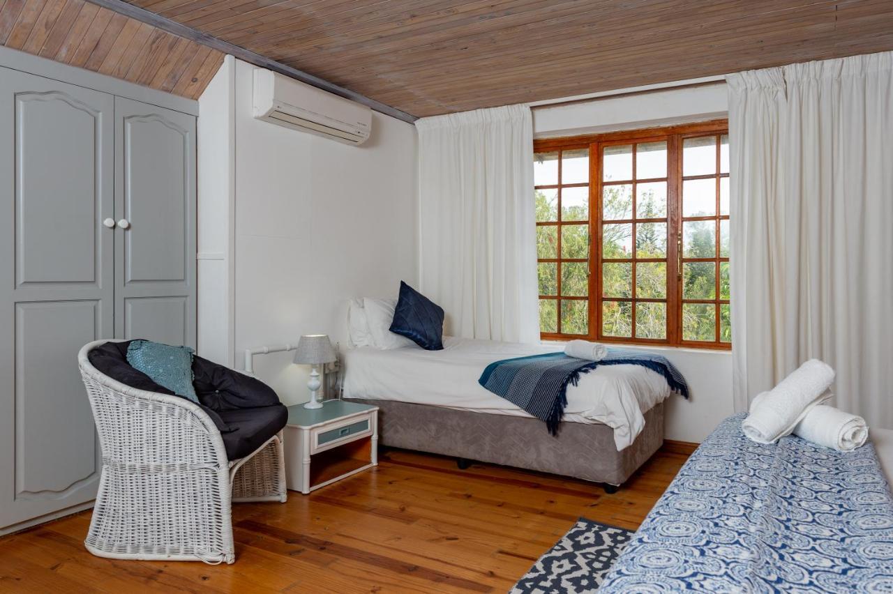 Zesty Guesthouse Port Edward Luaran gambar
