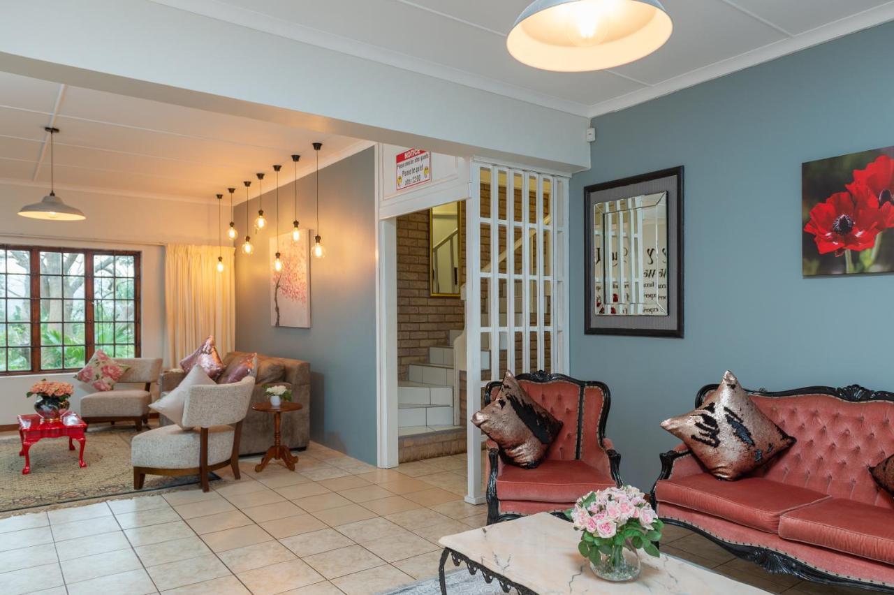 Zesty Guesthouse Port Edward Luaran gambar