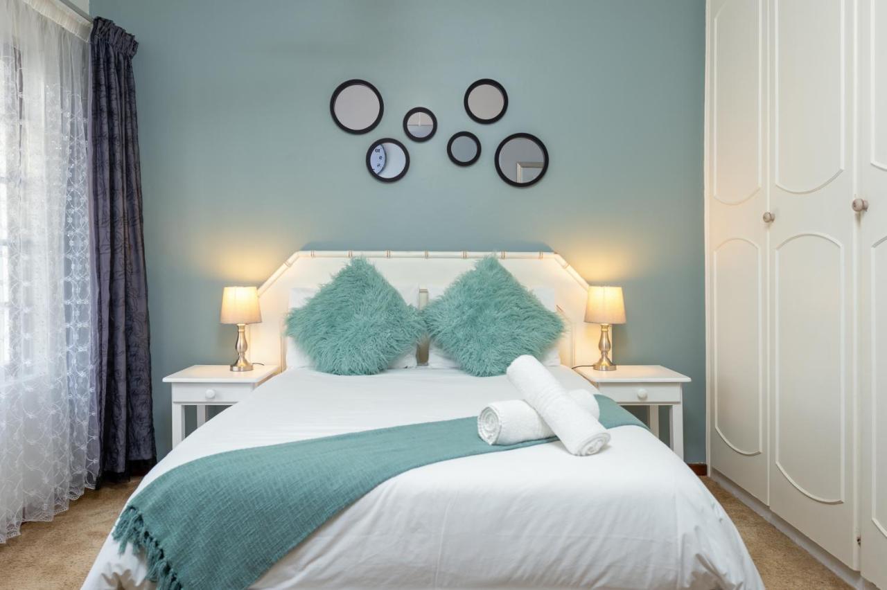 Zesty Guesthouse Port Edward Luaran gambar